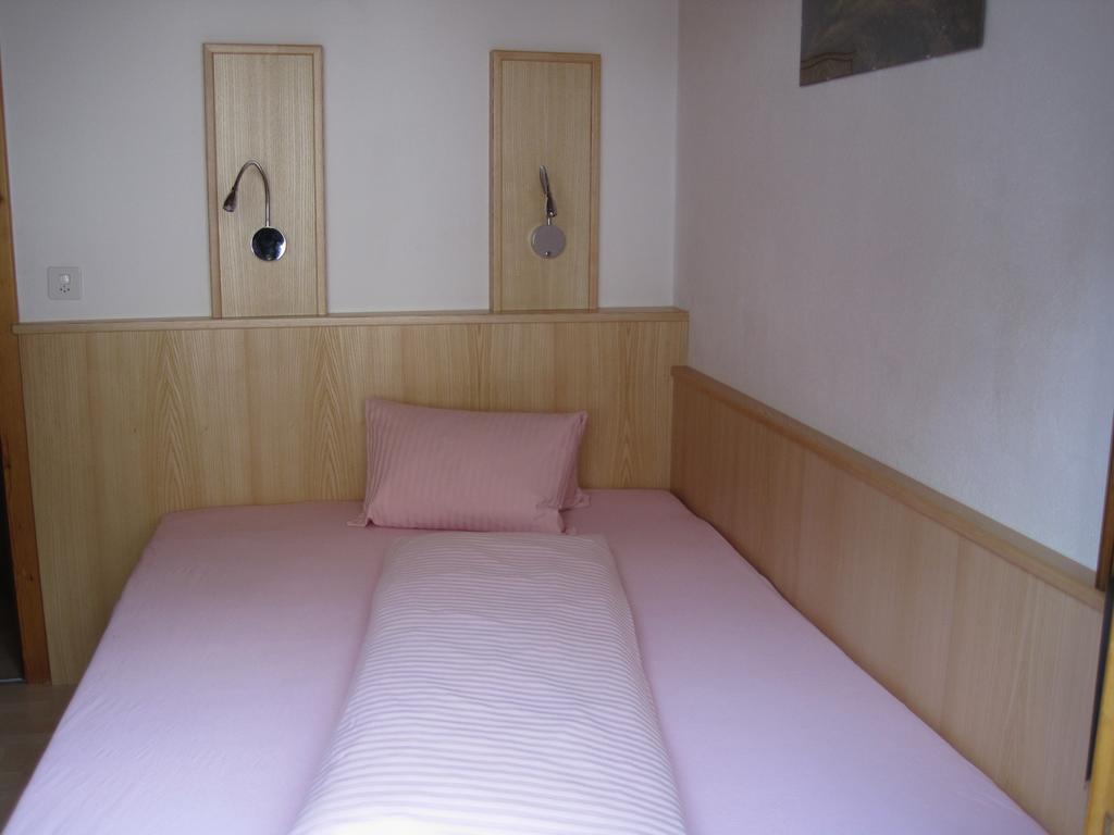 Haus Am Dorfplatz Apartment Samnaun Ngoại thất bức ảnh