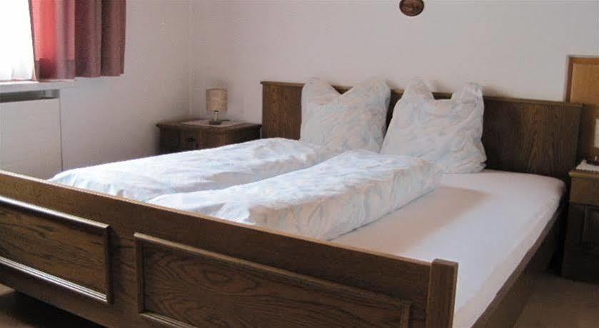Haus Am Dorfplatz Apartment Samnaun Ngoại thất bức ảnh